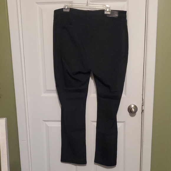 Ralph Lauren Women's Black Straight Leg Jeans - Picture 3 of 4